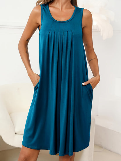 Christina – Sleeveless Pleated Dress with Crew Neck