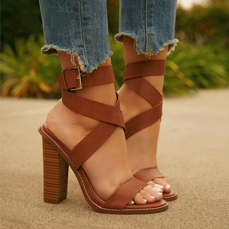 Georgina – Plus-Size Chunky Heel Sandals