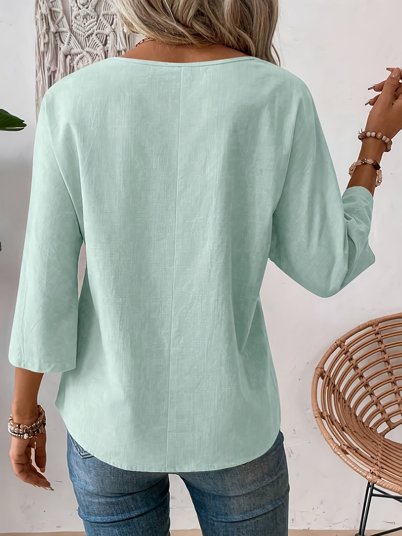 Virginia - Casual Blouse with 3/4 Sleeve and Crew Neck for Women