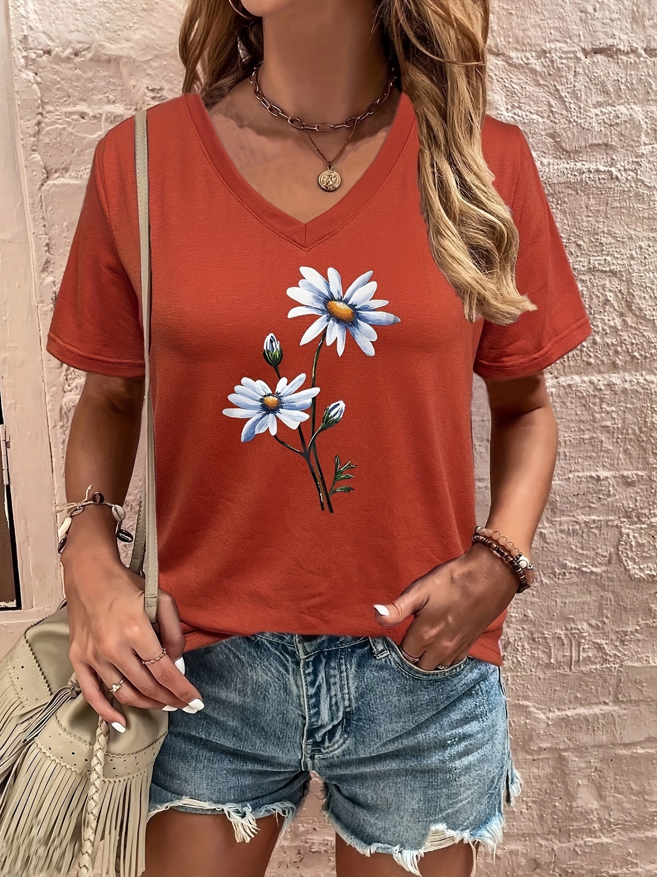 Jasmine – Floral V Neck Short Sleeve T-shirt