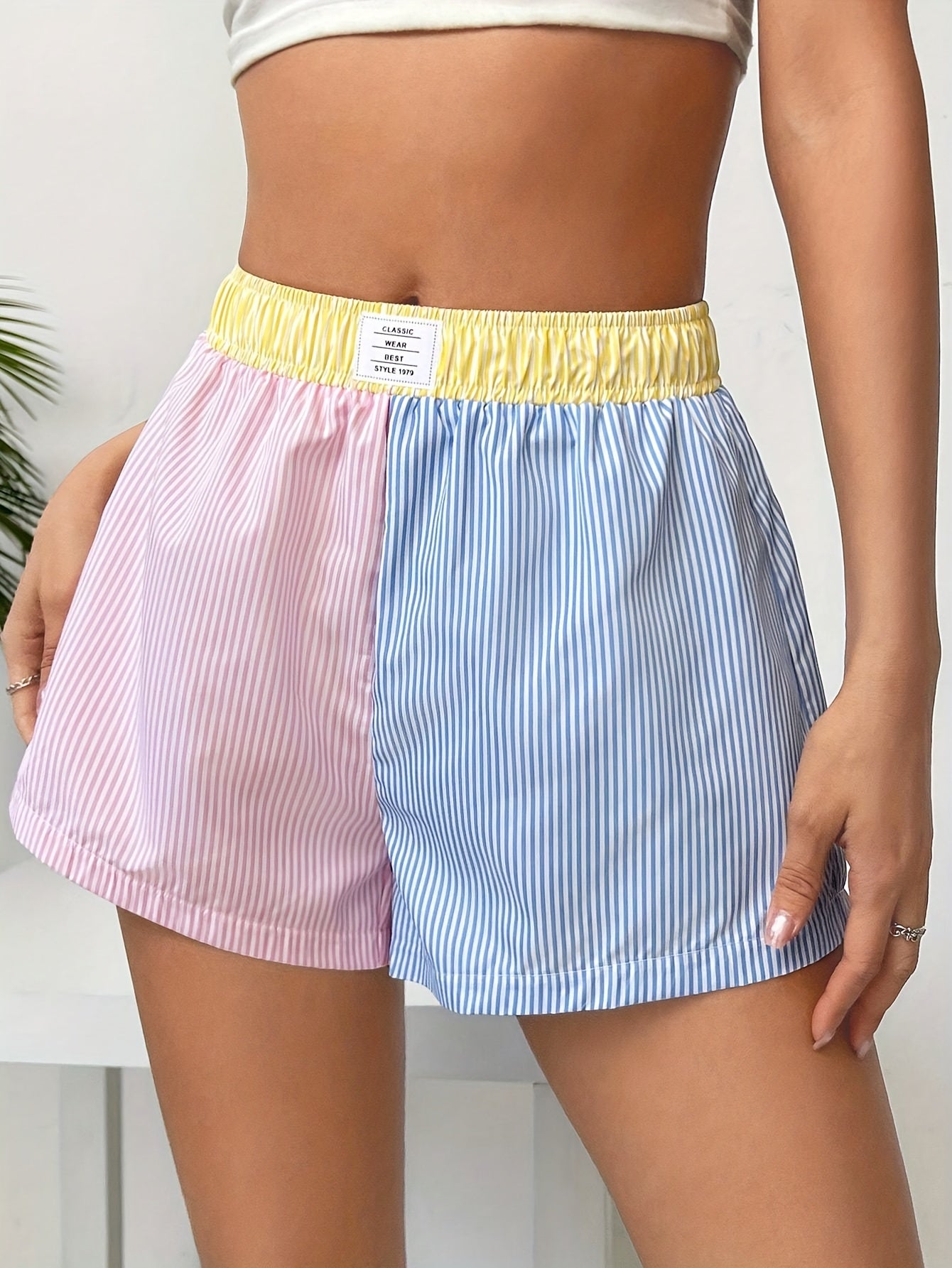 Danielle – Casual Stripe Print Elastic Waist Shorts