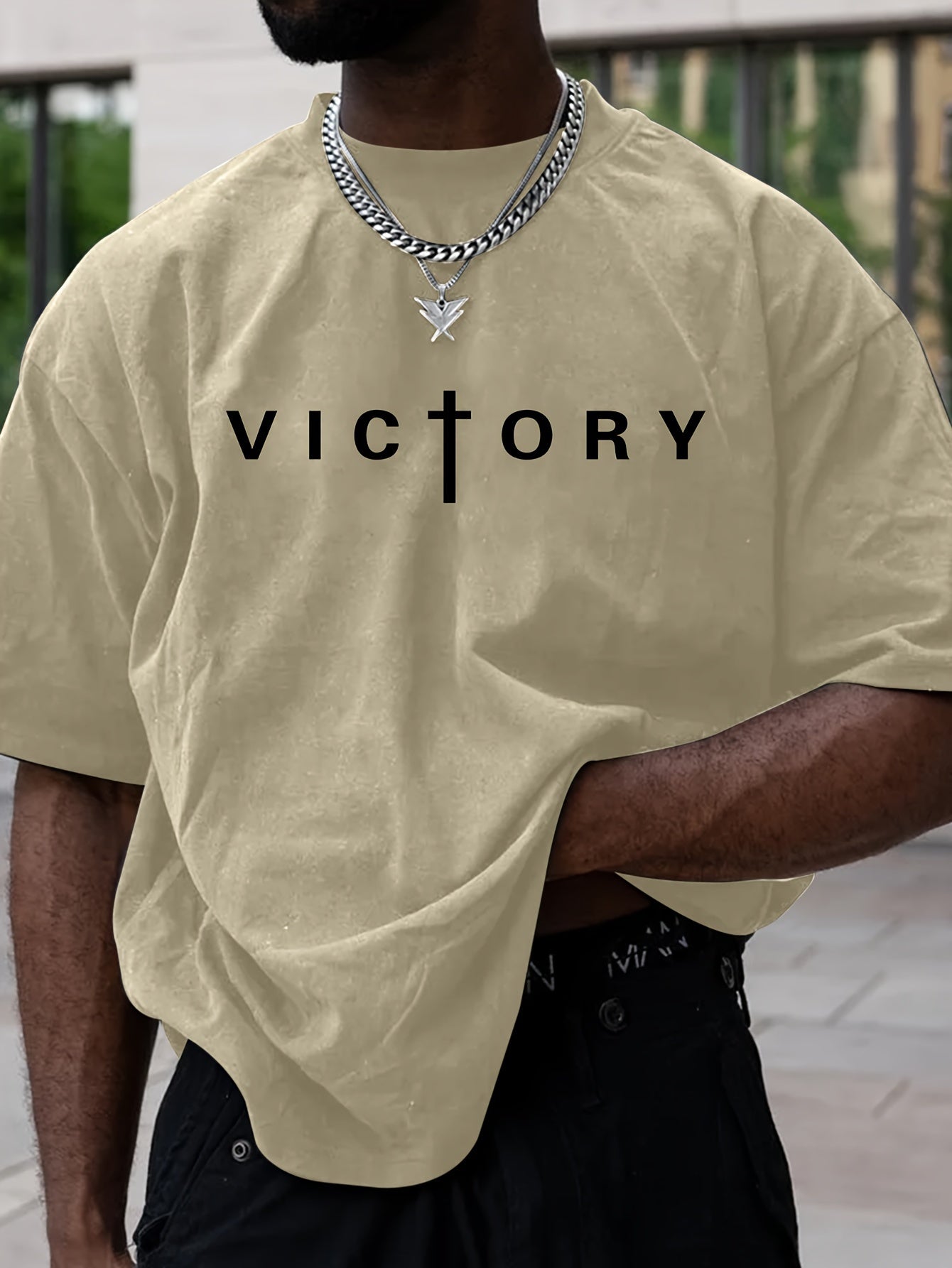 Tommy – Casual Men's Crew Neck T-shirt with Victory Letter Print