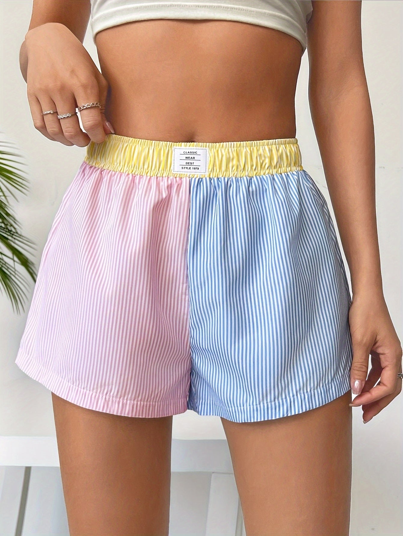 Danielle – Casual Stripe Print Elastic Waist Shorts