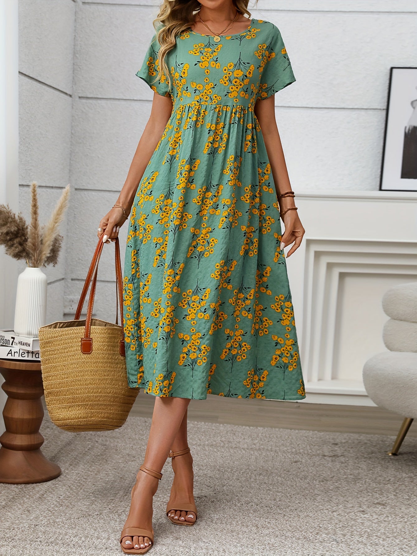 Emma - Vintage Loose Smocked Dress with Floral Print for Women