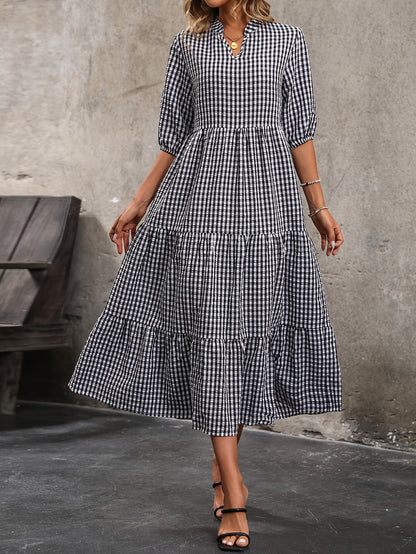 Mila - Elegant Plaid Crew Neck Midi Dress for Women