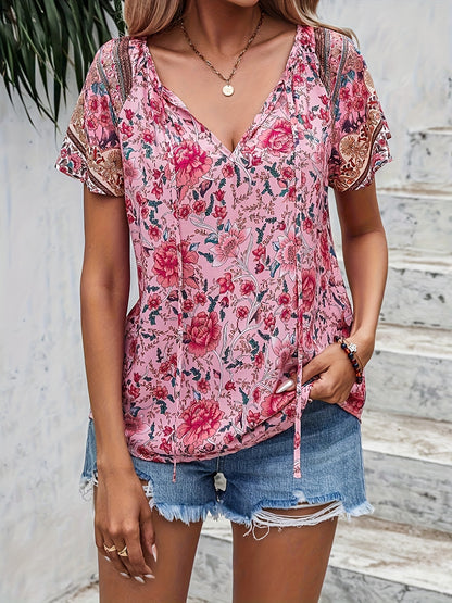 Amy – Floral V-Neck Short Sleeve Blouse