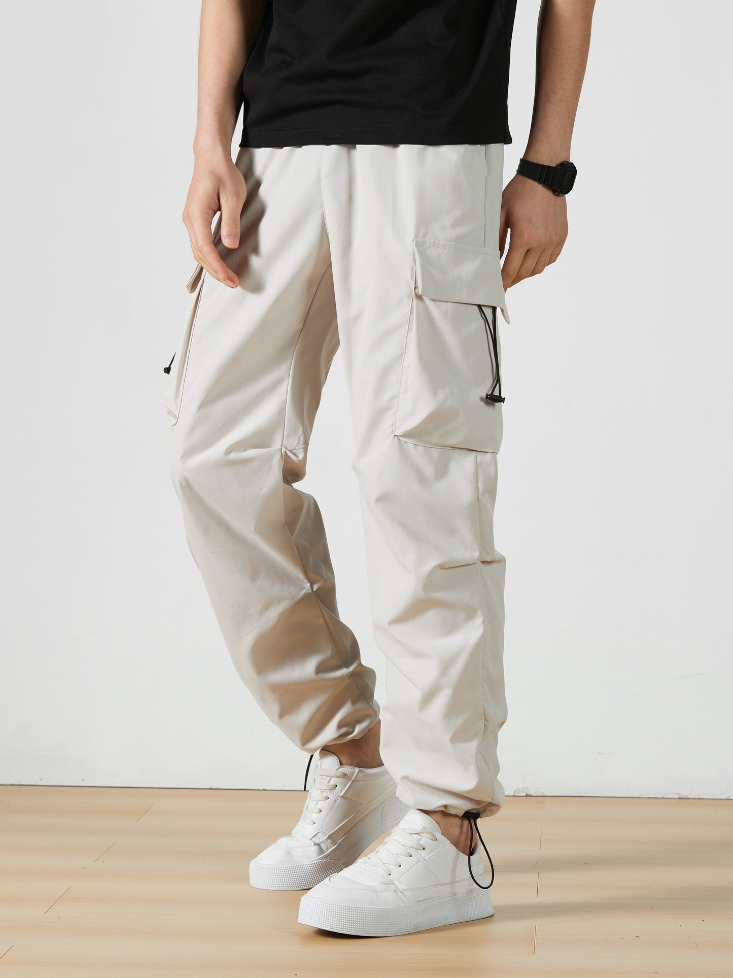 William - Casual Cargo Pants with Flap Pockets and Straight Leg for Men