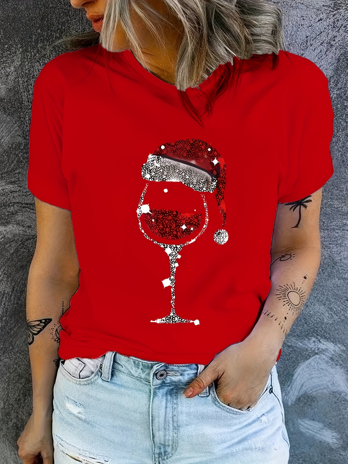 Brielle - Casual T-Shirt with Christmas Hat and Red Wine Glass Print for Women