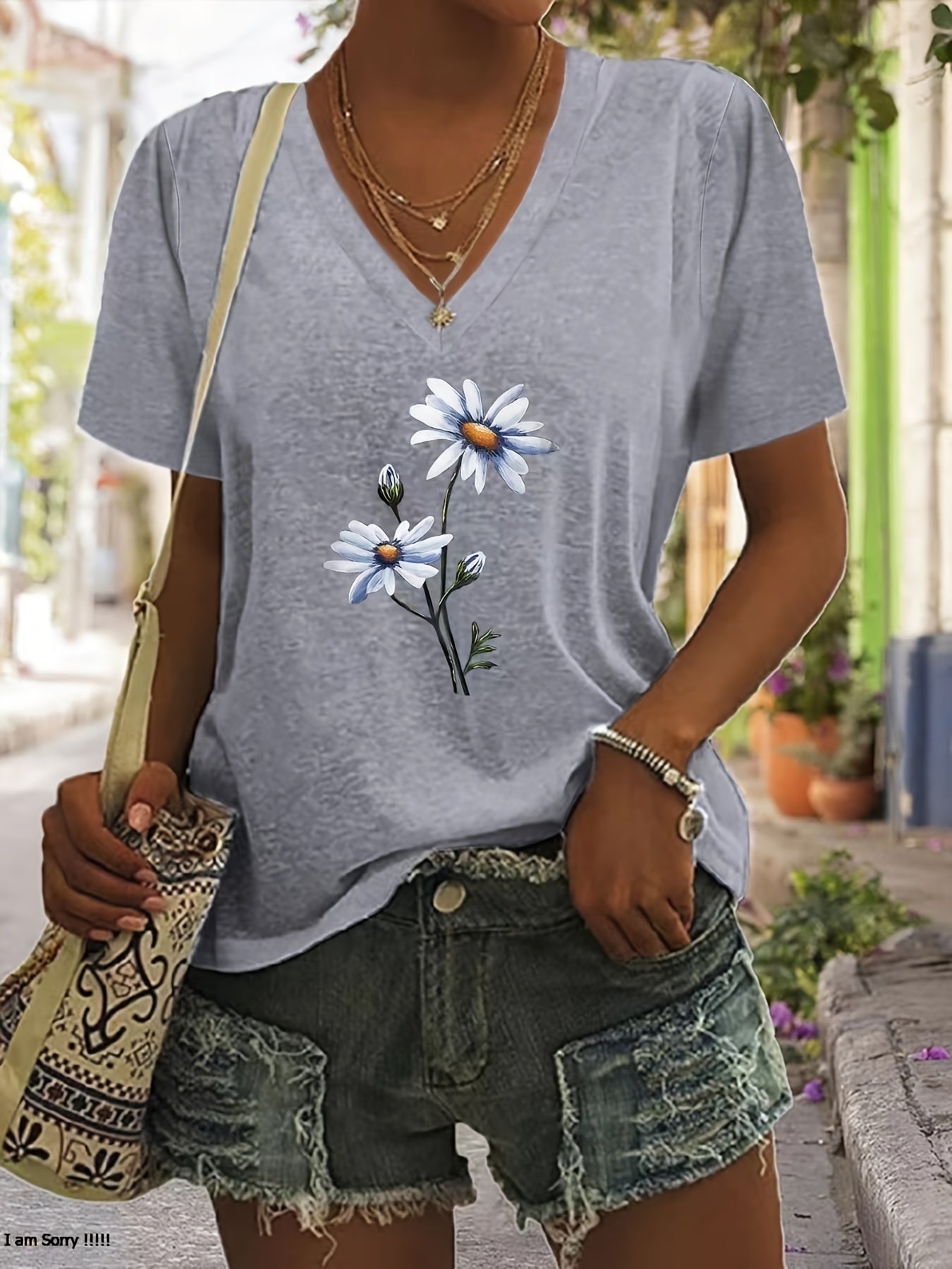 Jasmine – Floral V Neck Short Sleeve T-shirt