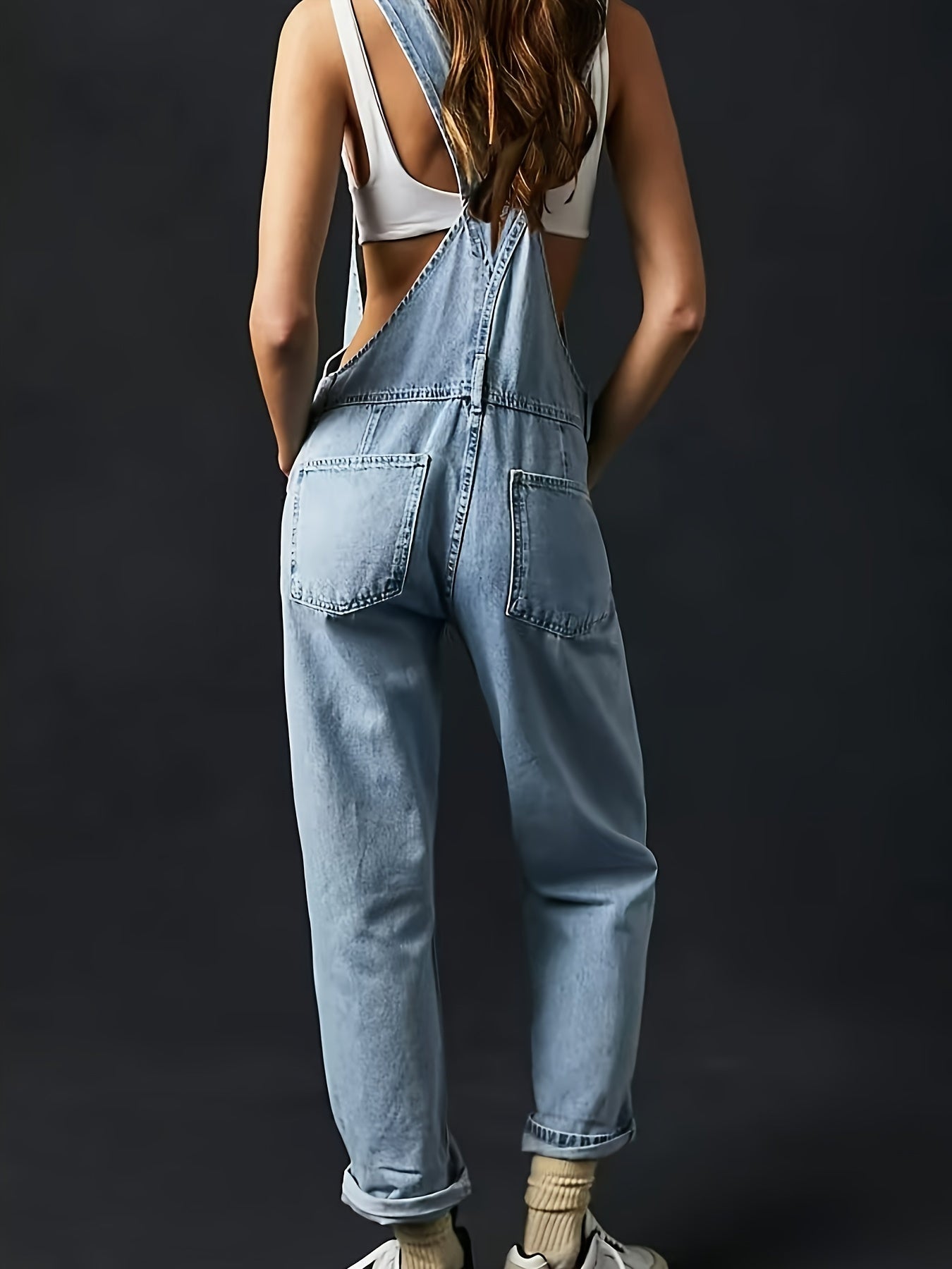 Lola - Casual Style Denim Overalls with Relaxed Fit and Pockets for Women