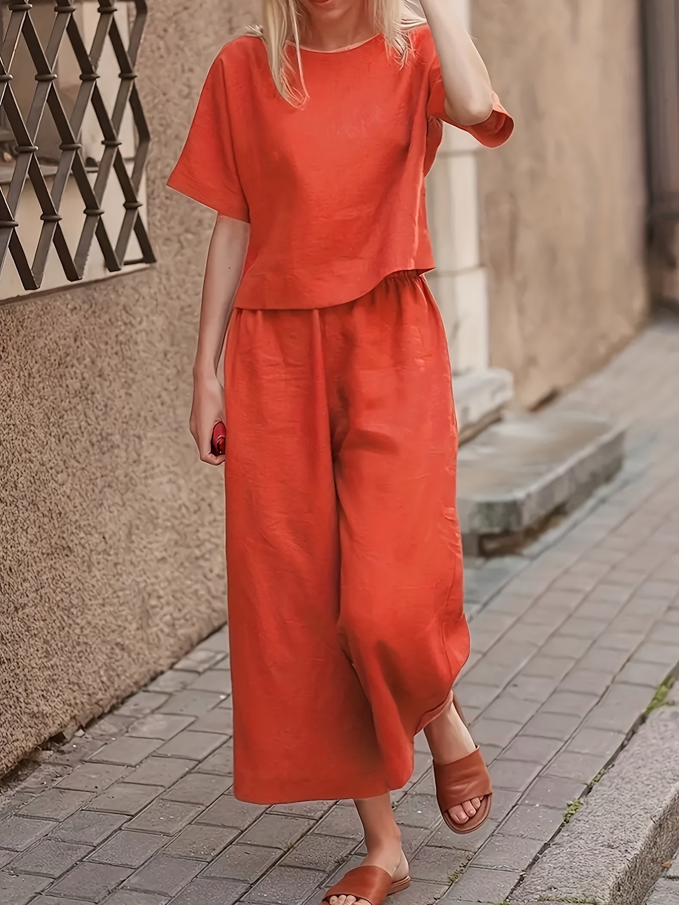 Mary - Casual Outfit Set with Crew Neck Casual T-Shirt and Wide Leg Pants for Women